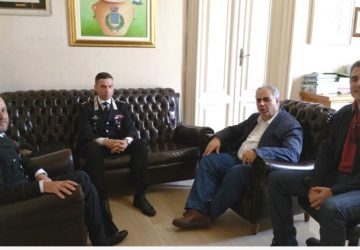 Giarre, visita istituzionale in municipio del nuovo comandante della Stazione dei Cc, Calabretta