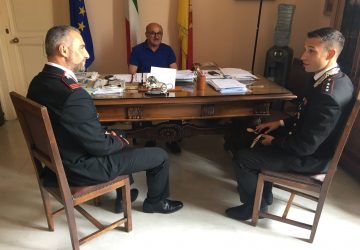 Riposto, visita istituzionale al Comune del neo comandate della Stazione, Pasquale Scordella