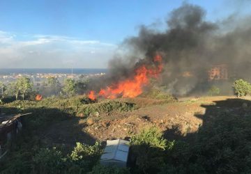 Allarme incendi, super lavoro per i Vigili del fuoco in tutta la provincia