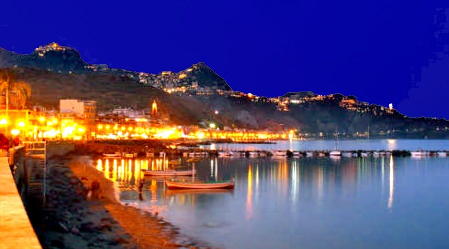 Giardini Naxos by night