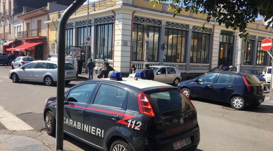 Riposto, blitz interforze su ambulantato: sequestrati e distrutti 100 chili di prodotti ortofrutticoli