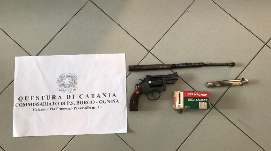 Catania, controlli serrati su detenzione armi