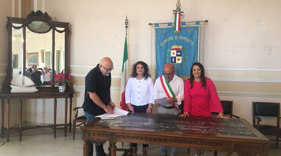 Riposto, giurano i neo assessori Lampuri e Casabella: squadra al completo