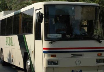 Autolinee Buda Sag monta la protesta. Da domani stop alle corse, presidio nell&rsquo;autorimessa