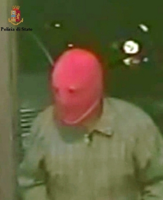 Catania, manette ad un rapinatore seriale