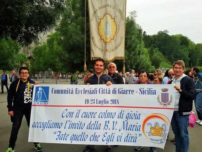 Giarre, in pellegrinaggio sulla via di Maria