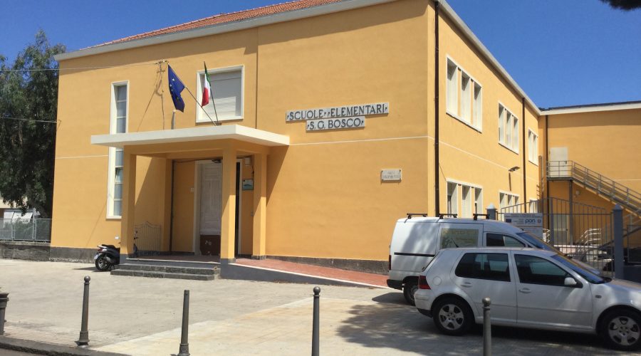 Giarre, il mondo della scuola contro il sindaco D’Anna. Atto di accusa di dirigenti scolastici, docenti e genitori VIDEO