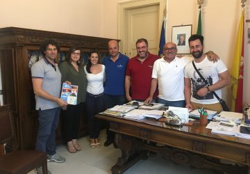 Riposto, da venerd&igrave; ripartono i bus panoramici Around Etna