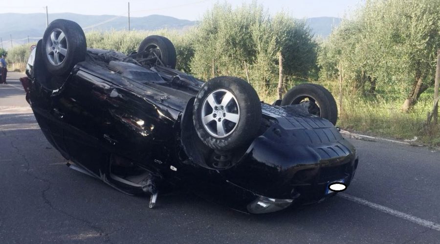 Imprenditore edile di Maletto tenta di uccidere un operaio con un escavatore. Denunciato