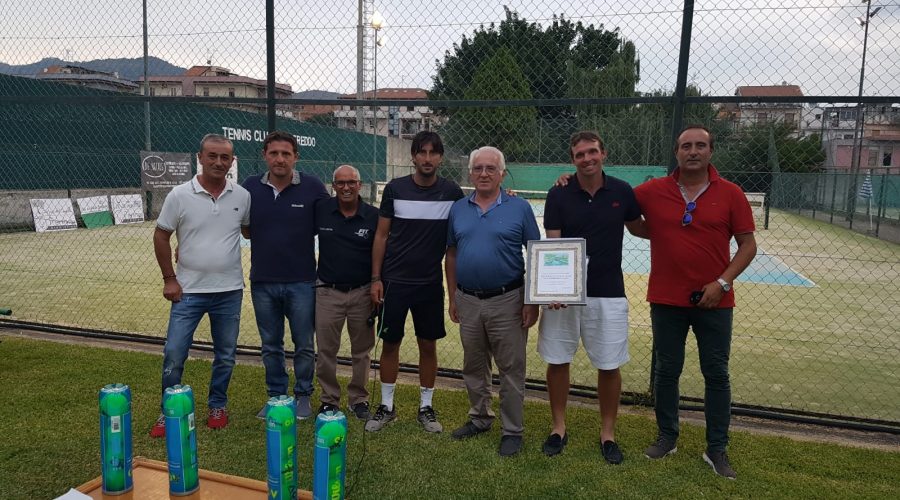 Fiumefreddo, avvincente singolare maschile di tennis