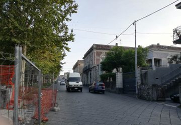 Giarre, sicurezza stradale in via Finocchiaro Aprile: si aspetta il morto per intervenire?
