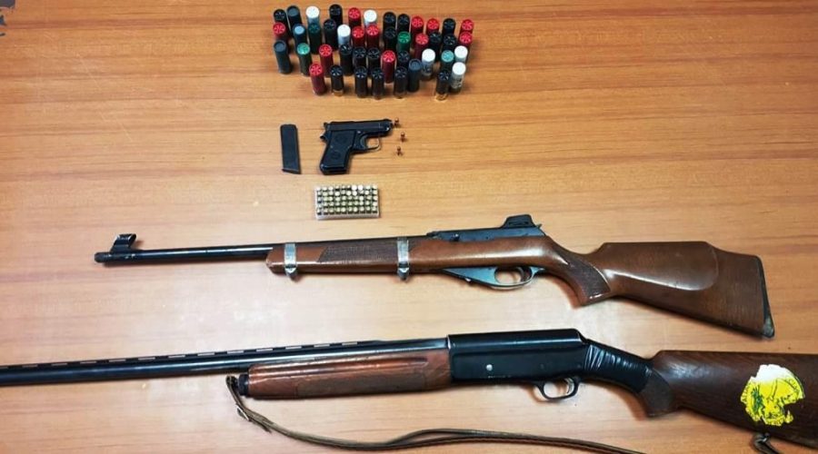 Castiglione, denunciato un pensionato 80enne: “Se non sposti la macchina ti sparo”