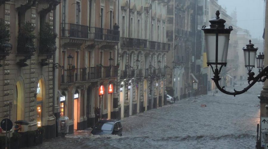 Allerta meteo Arancione, domani scuole chiuse a Catania