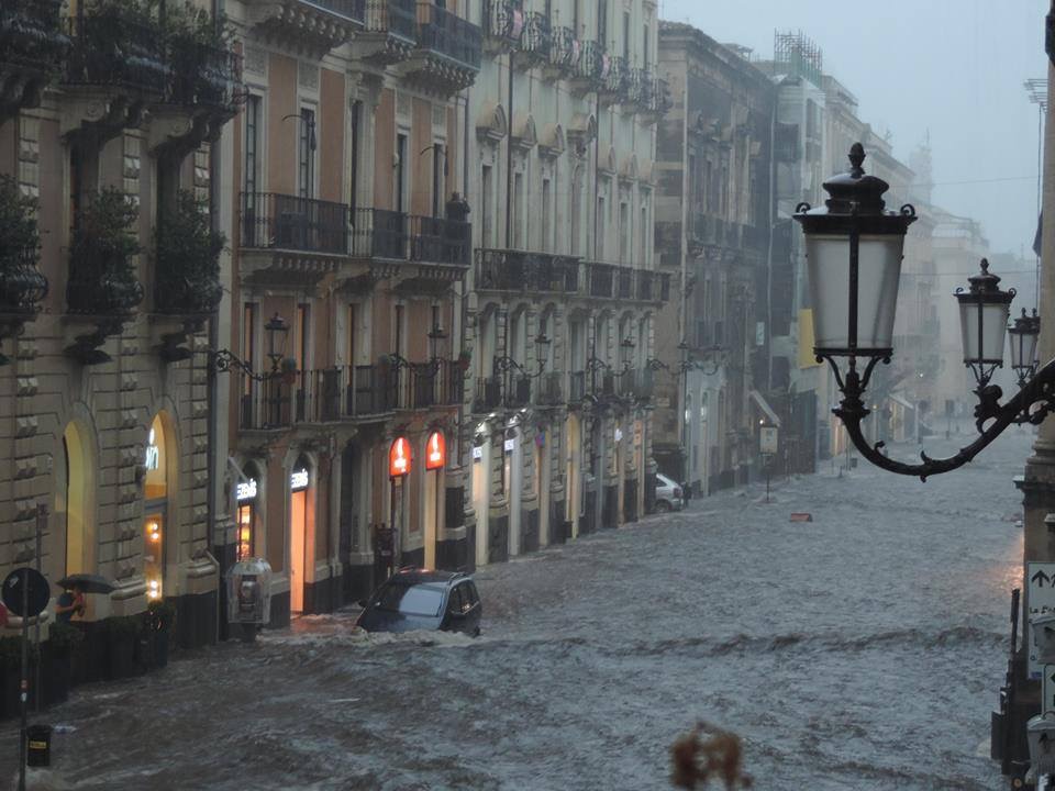 Allerta meteo Arancione, domani scuole chiuse a Catania