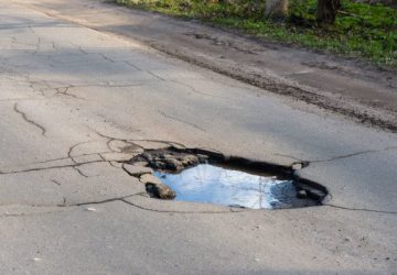 Motociclista muore a causa di una buca: Comune di Messina condannato a sborsare 1,6 mln di euro