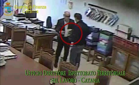 Corruzione: Black Job, in dieci a giudizio. C’è anche Marco Forzese