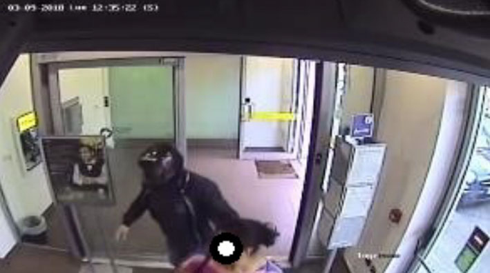 Riposto, rapina all’ufficio postale:  catturato uno dei malviventi