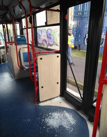 Catania, tifosi del Catanzaro danneggiano bus Amt: identificati dalla Digos