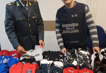 Catania, sequestrati in aereoporto capi contraffatti provenienti dal Marocco