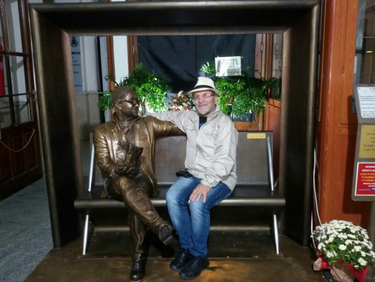 Mascali, l’emozione di “sedersi e guardare negli occhi… l’amico Dalla”