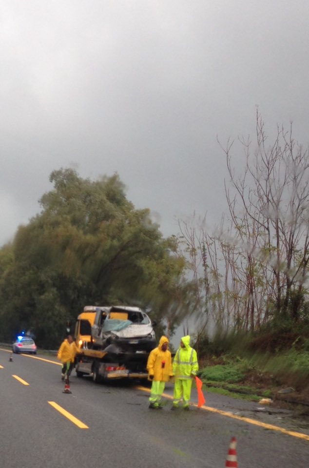 A18, incidente autonomo nel tratto Giarre-Fiumefreddo di Sicilia