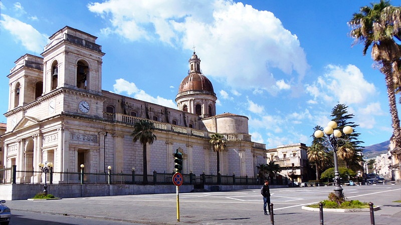 Femminicidio Giarre, domani alle 16 i funerali di Sara Parisi al Duomo