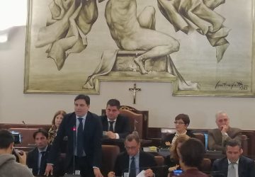 Catania, deliberato il dissesto dell&rsquo;ente. Buco da 1,6 miliardi di euro