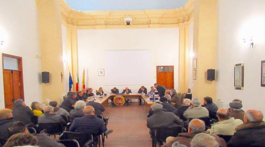 Francavilla di Sicilia. Affare fatto: il Comune ha venduto la sua “gloriosa” azienda elettrica