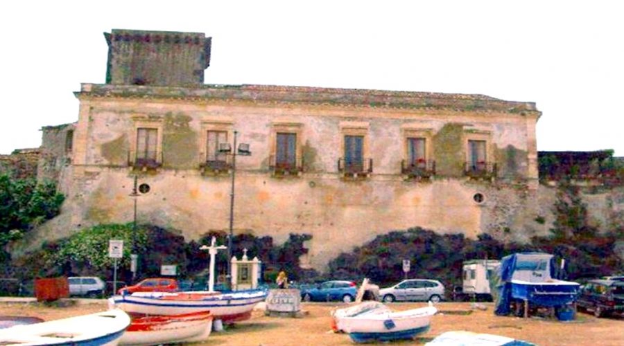 Giardini Naxos: «Oltre 3mln per l’acquisto del Castello di Schisò? Soldi ben spesi!»