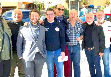 Giardini Naxos: in piazza tra la gente aspettando un'Europa "dal volto umano"