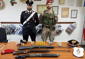 Scordia, scovate armi clandestine e munizioni: insospettabile in manette.
