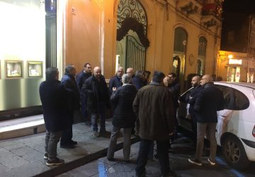 Giarre, tutti contro l'isola pedonale: &ldquo;sommossa&rdquo; dei commercianti VIDEO