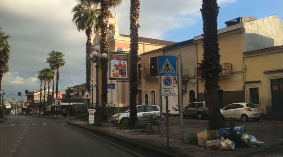 Giarre, diverse strade al buio, da oggi torna la luce a Santa Maria la Strada