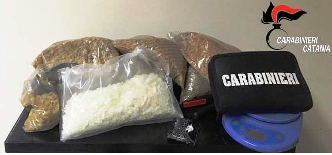 Pedara, sequestrati 7 Kg di ecstasy. Arrestato un agente immobiliare.