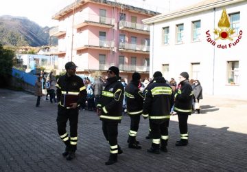 Zafferana, nuova scossa di terremoto, intervento dei Vigili del fuoco nelle scuole