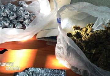 Catania, confezionavano le dosi di “fumo”: arrestati