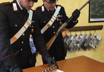 Mojo Alcantara: deteneva illegalmente un fucile. Arrestato