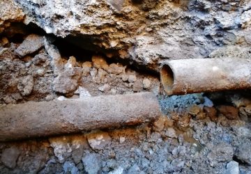 Sant'Alfio, sisma e gelo danneggiano la condotta idrica