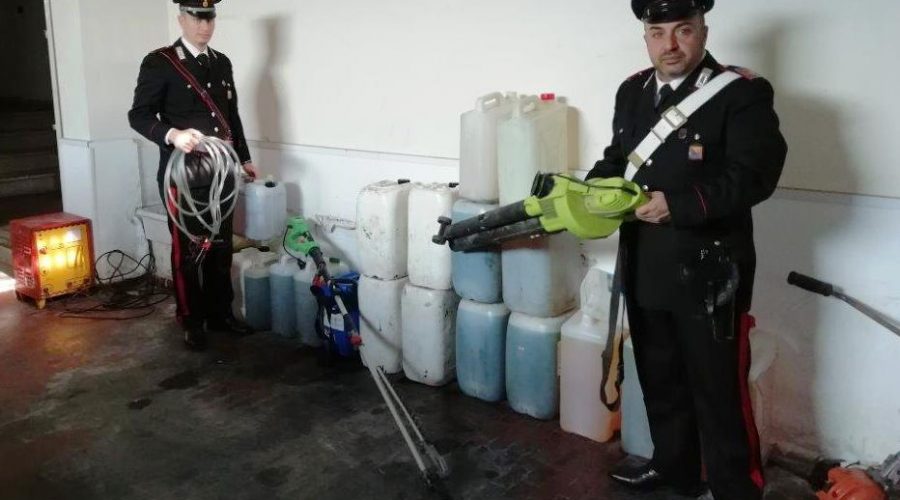 Biancavilla, rubano bidoni di carburante contrassegnati: denunciati tre pregiudicati