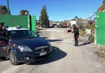 Patern&ograve;, sequestrata cava lavorazione pietra lavica