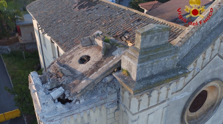 Acireale, nuove verifiche dei Vigili del fuoco nella chiesa di Pennisi