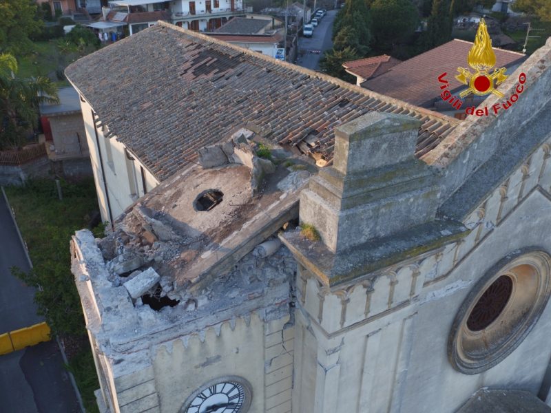 Acireale, nuove verifiche dei Vigili del fuoco nella chiesa di Pennisi