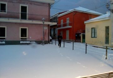Mascali, emergenza neve: ordinanza del sindaco vietata la circolazione dei mezzi