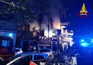 Catania, incendio in via Di Prima. Inagibile un intero stabile