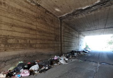 Tagliaborse assediata dai rifiuti. FDI scrive ai sindaci di Giarre e Mascali