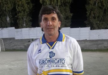 Sui campi da calcio a 56 anni: la grinta e la passione di Nicola Dolce. Sabato il suo esordio con la Giovanile Mascali