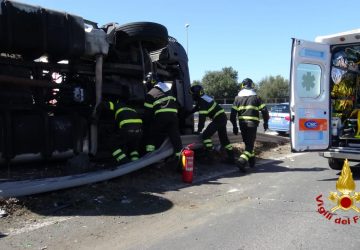 Catania, grave incidente sulla Tangenziale: si ribalta Tir VIDEO