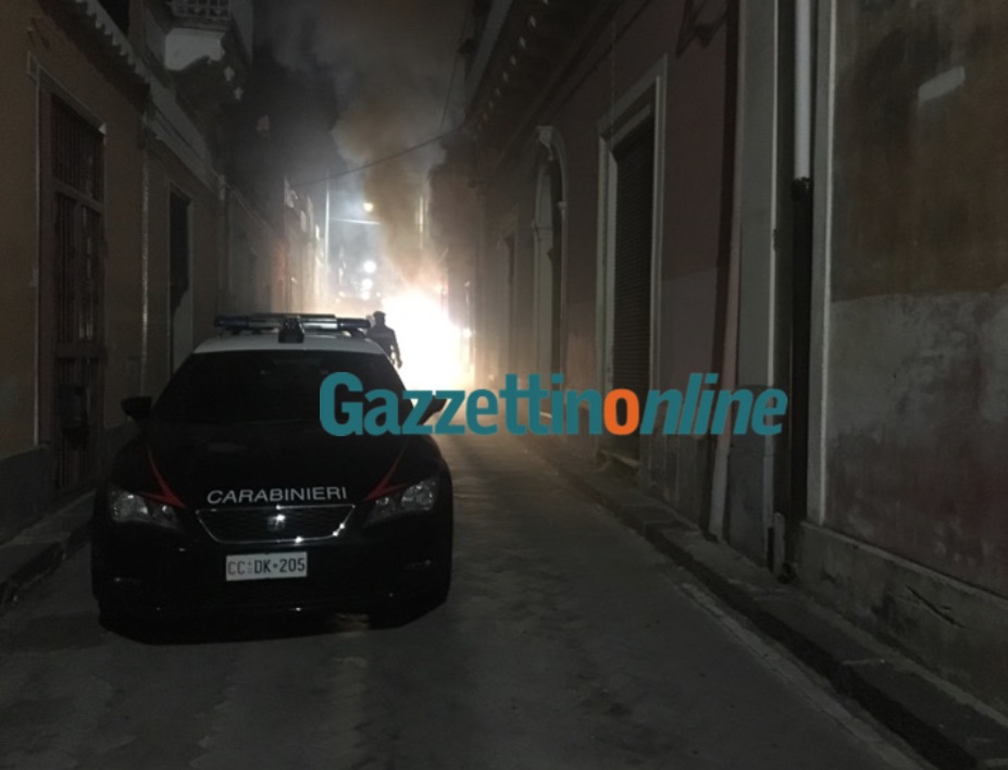 Riposto, prende a fuoco un’abitazione: muore asfissiato un anziano VIDEO-FOTO