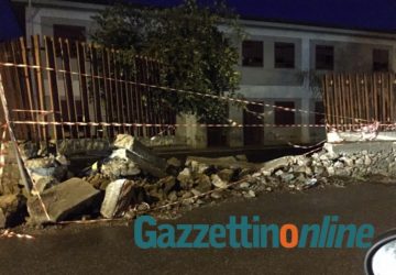 Giarre, crolla, a causa di un grave incidente, muro della scuola media di Trepunti