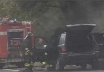 A18: incendio auto tra Fiumefreddo e Giarre. Traffico rallentato